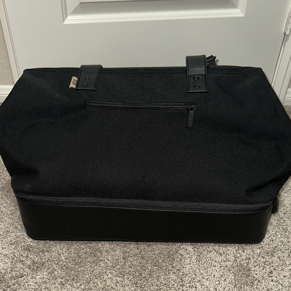 Beis Weekender - Black
